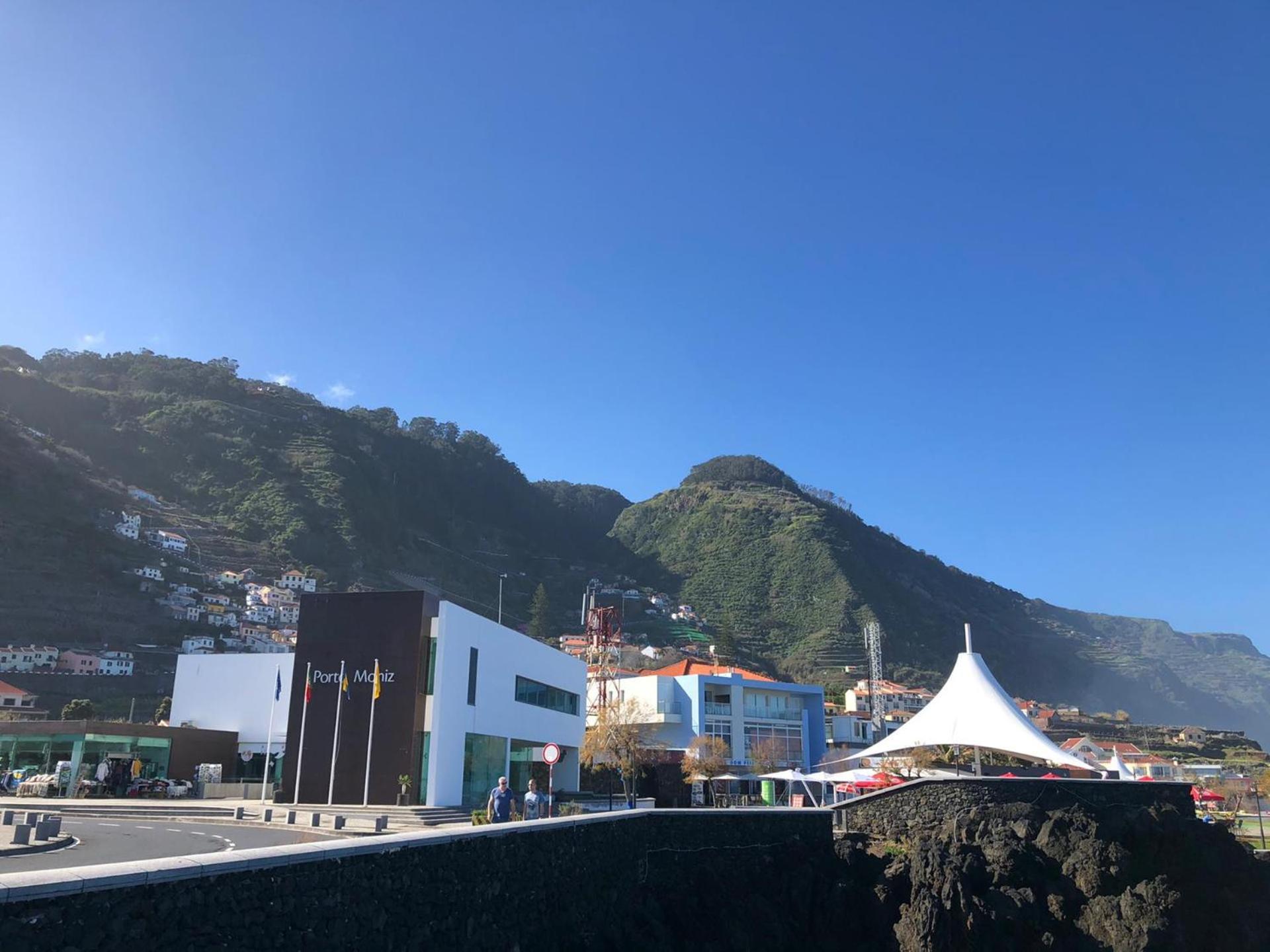 Perola Views Inn By Madeira Sun Travel ポルト・モニス エクステリア 写真