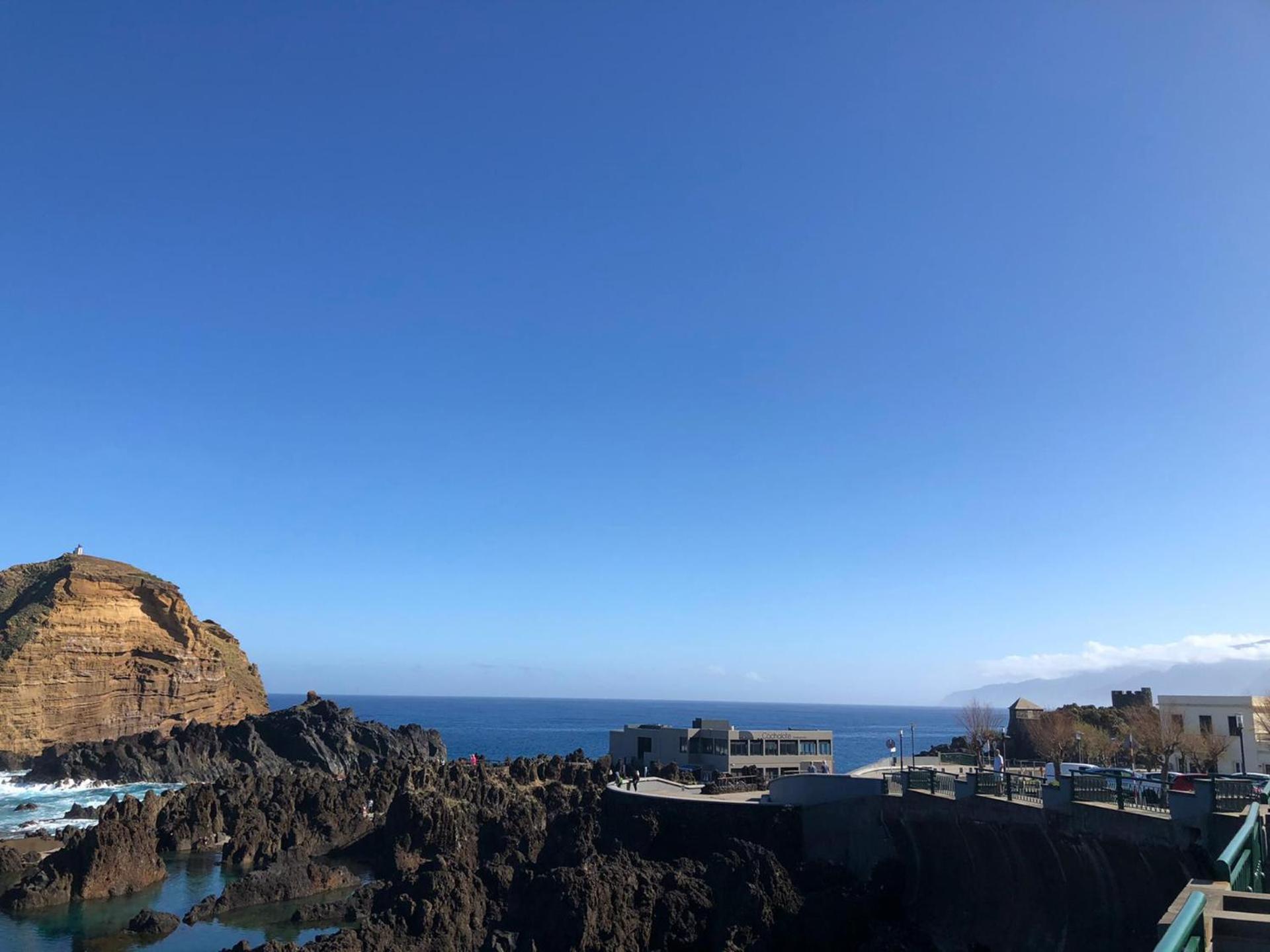 Perola Views Inn By Madeira Sun Travel ポルト・モニス エクステリア 写真
