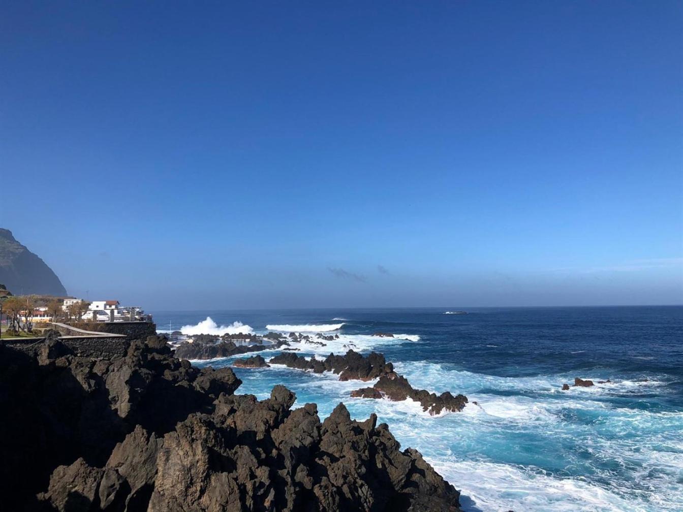 Perola Views Inn By Madeira Sun Travel ポルト・モニス エクステリア 写真