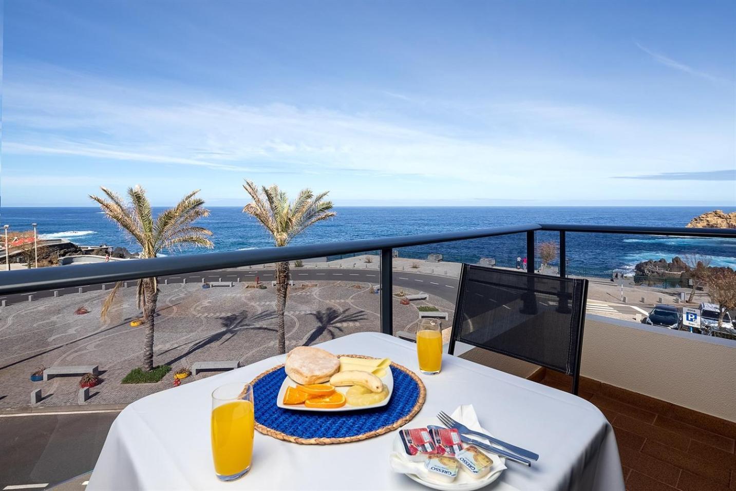 Perola Views Inn By Madeira Sun Travel ポルト・モニス エクステリア 写真